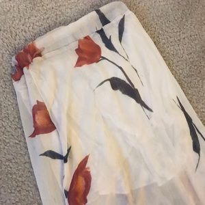 Long Rose Sheer skirt